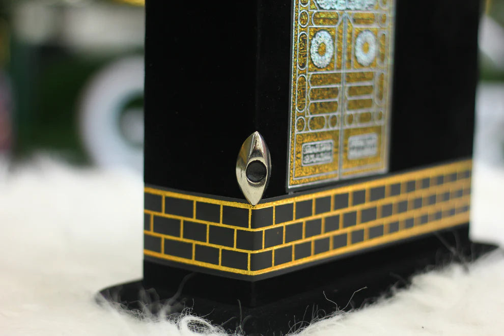 Ghilaf-e-Kaba Design Quran Pak with Premium Bag